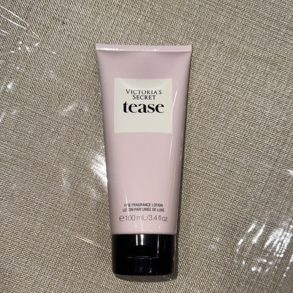 Victoria's Secret Tease Lotion in Pale Pink with Black Cap